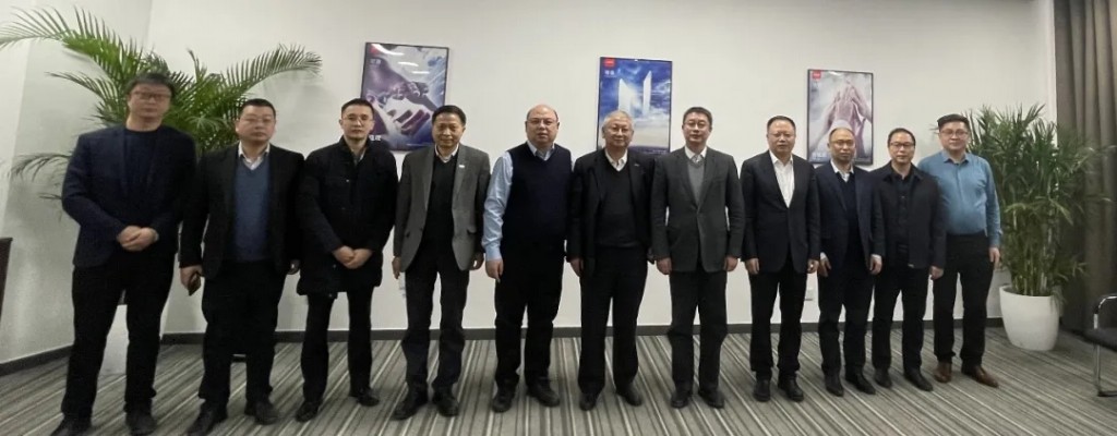 隆華靶材助力光伏產(chǎn)業(yè)發(fā)展——隆華科技攜通用投資、華錫集團(tuán)共同拜訪隆基股份