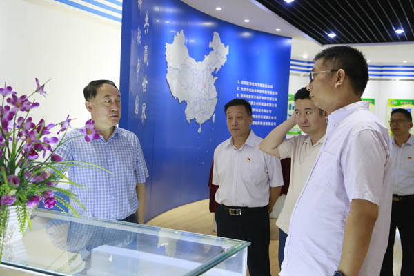 不忘初心，牢記使命： 通用技術(shù)投資公司與隆華集團以黨建交流凝聚發(fā)展內(nèi)生動力