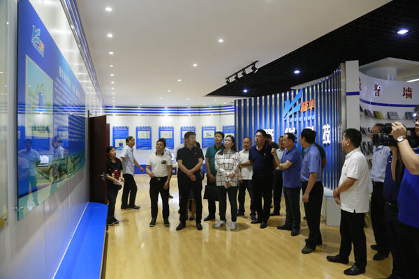 市政協(xié)副主席安石柱一行調研隆華：加快企業(yè)創(chuàng)新和服務能力