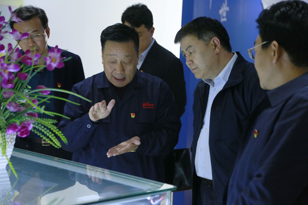 政聲｜市委常委、統(tǒng)戰(zhàn)部長婁會峰蒞臨隆華調(diào)研