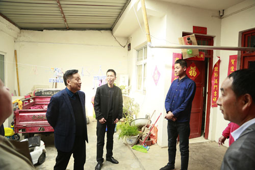 隆華黨委書記李占明深入貧困戶調(diào)研，助力精準(zhǔn)扶貧