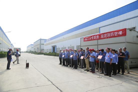 裝備分公司開(kāi)展?；沸孤?yīng)急救援演練 提升實(shí)戰(zhàn)能力